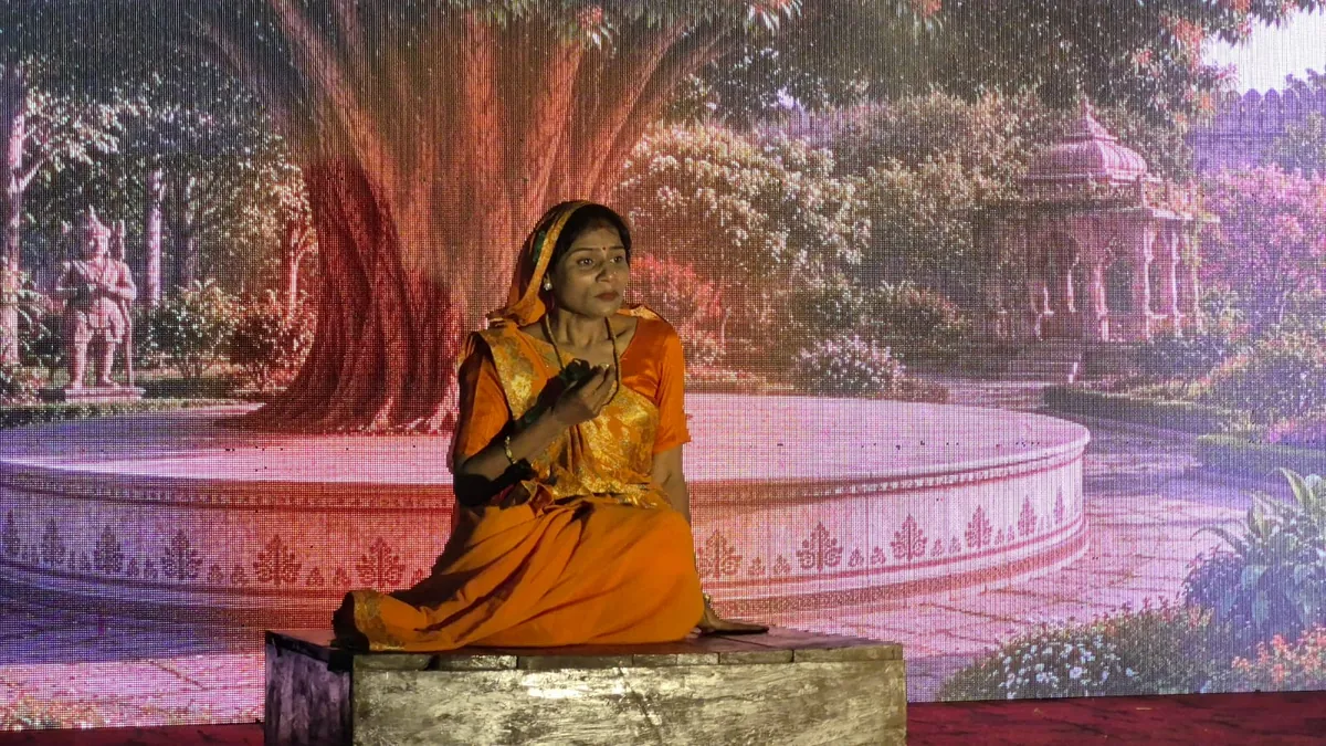 सुल्तानपुर में "हनुमान जी की लंका यात्रा" का भव्य नाट्य मंचन, भाव-संवेदना एवं रामभक्ति से सराबोर हुए दर्शक