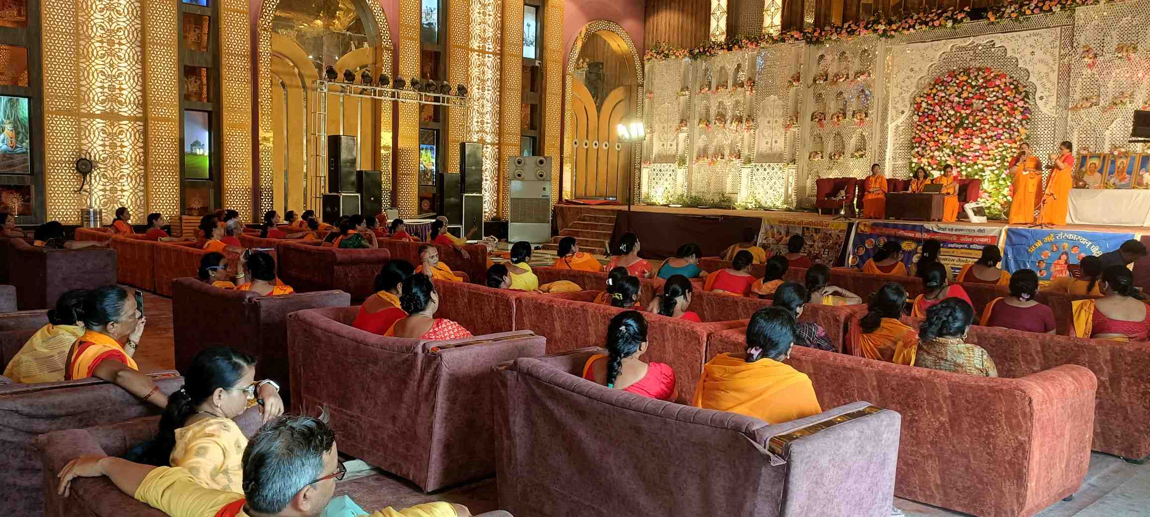 वाराणसी जोनल आओ गढ़े संस्कारवान पीढी प्रशिक्षण शिविर कार्यक्रम का सम्पन्न