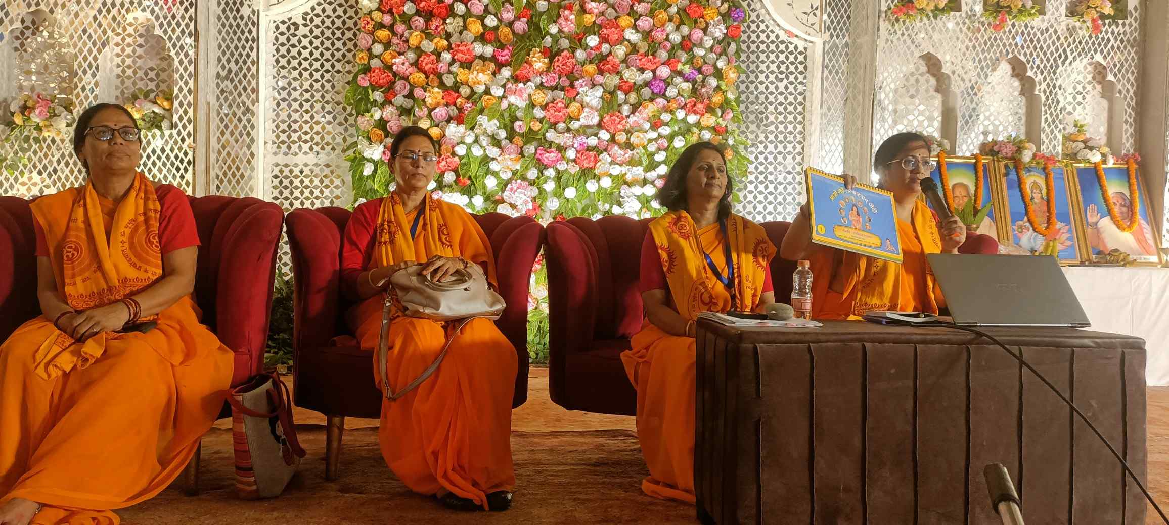 वाराणसी जोनल आओ गढ़े संस्कारवान पीढी प्रशिक्षण शिविर कार्यक्रम का सम्पन्न