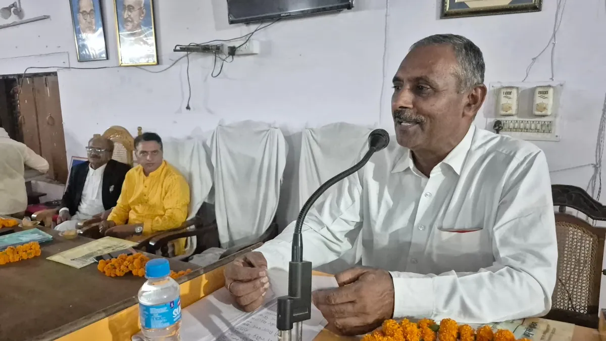 सुल्तानपुर में 'भारत का संविधान एवं इक्कीसवीं सदी का संविधान' विषय पर कार्यशाला आयोजित, कर्तव्यनिष्ठ समाज निर्माण पर दिया गया बल